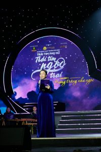 “ Trái tim Phụ nữ &#8211; Trái tim Ngọc trai” chinh phục 2000 khán giả dù trời mưa lớn